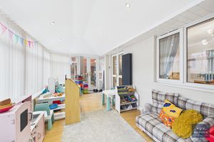 Photo 18- click for photo gallery